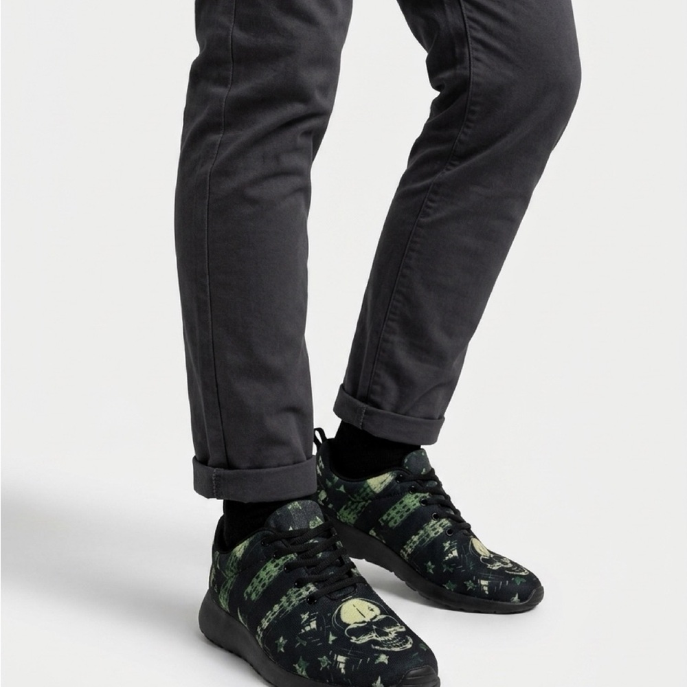 Men's “Raad Shop” Black and Green Skull Athletic Shoes 9.5M